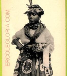 ae9130 - MARTINIQUE -  VINTAGE  POSTCARD - Costumes