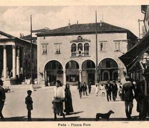 02453 - Ansichtskarten  VINTAGE  POSTCARD - CROATIA - Pola