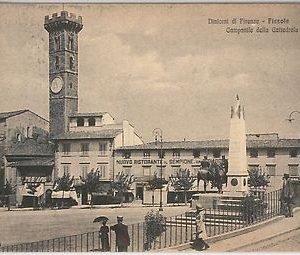 49617   CARTOLINA d'Epoca - FIRENZE provincia - FIESOLE: La Piazza