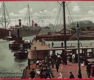 ai0160 -  GREAT BRITAIN - VINTAGE POSTCARD - Hull Victoria Pier