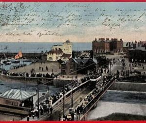 ai0276 -  GREAT BRITAIN - VINTAGE POSTCARD -  Lowestoft
