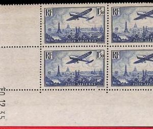 94830a - FRANCE - STAMPS -  Yvert # AIRMAIL 35  - block of 4 coin datee
