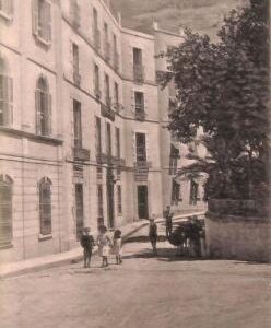 ac6285  - GIBRALTAR - VINTAGE   POSTCARD -  Bristol Hotel