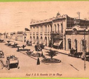 af0005 - ARGENTINA - VINTAGE POSTCARD - Azul, Avenida - 1925