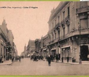 af0049 - ARGENTINA - VINTAGE POSTCARD - Bahia Blanca - Calle O'Higgins