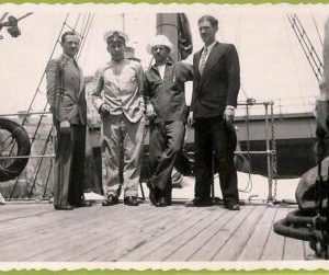 af0077 - ARGENTINA - VINTAGE POSTCARD - Puerto Belgrano - 1935
