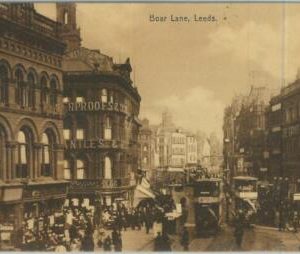 90645 - UNITED KINGDOM - Vintage POSTCARD -  LEEDS  Yorkshire