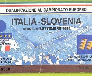 C1740- Vecchio BIGLIETTO PARTITA CALCIO 1995  ITALIA VS SLOVENIA