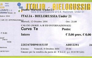 C1756- Vecchio BIGLIETTO PARTITA CALCIO 2004 ITALIA VS BIELORUSSIA