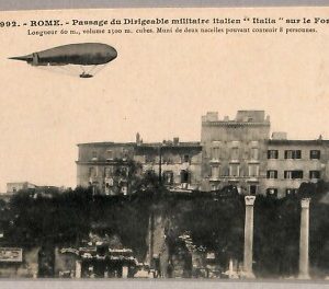 ab0414 - CARTOLINA D'EPOCA -ROMA Città :Passage du Dirigeable militare italie