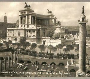 ab0013 - POSTAL VINTAGE - ROMA Ciudad: Columna y Monumento de Trajano