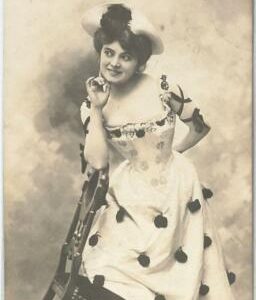61931 - VINTAGE POSTCARD - CINEMA, Decla Emma