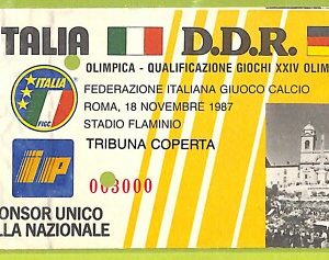 C2583- Vecchio BIGLIETTO PARTITA CALCIO 1987 ITALIA VS D.D.R.