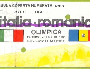 C2588- Vecchio BIGLIETTO PARTITA CALCIO 1987 ITALIA VS ROMANIA