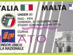 C2590- Vecchio BIGLIETTO PARTITA CALCIO 1988 ITALIA VS MALTA