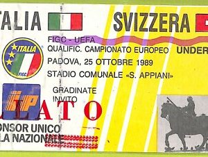 C2619- Vecchio BIGLIETTO PARTITA CALCIO 1989 ITALIA VS SVIZZERA