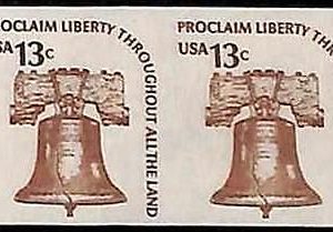 94812e  - USA - STAMPS - SC #  1618b - IMPERF PAIR - MNH Libert Bell MUSIC