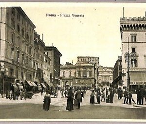 ab0502 - CARTOLINA D'EPOCA - ROMA Città : Piazza Venezia