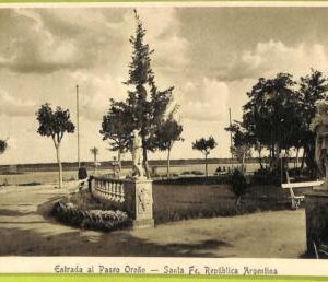 af0856 - ARGENTINA - Vintage Postcard - Santa Fe - Entrada al Paseo Orono