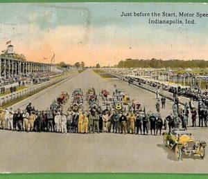 ah2724 - USA - VINTAGE POSTCARD - INDIANAPOLIS Car Race SPEEDWAY -1913