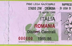 C2563- Vecchio BIGLIETTO PARTITA CALCIO 1986 ITALIA VS ROMANIA