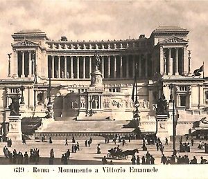 ab0609 - CARTOLINA D'EPOCA - ROMA Città : Monumento a Vittorio Emanuele