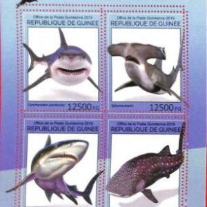 A5016 - GUINEA - FEHLER - MISPERF Briefmarkenbogen 2019 Haie