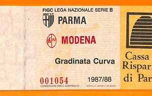 C0765 - Vecchio BIGLIETTO PARTITA CALCIO - PARMA VS MODERNA