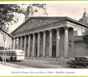 af0099 - ARGENTINA - VINTAGE POSTCARD - Buenos Aires - Plaza de Mayo