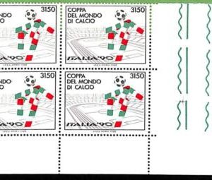 a1199 - ITALY - STAMPS - FOOTBALL  1990 Block of 4 DOUBLE PRINT ERROR - Raybaudi