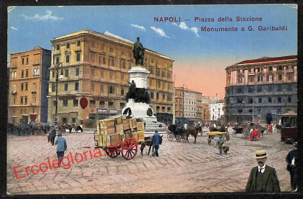 ah3413 - CARTOLINE D'EPOCA - Napoli Citta - Monumento a G. Garibaldi