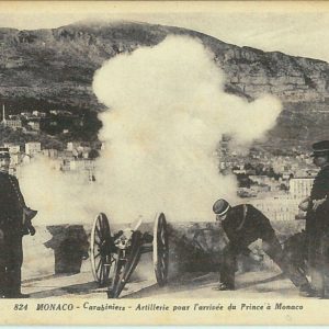 68325 - MONACO - VINTAGE POSTCARD - Monte Carlo: UNIFORMS Artillery