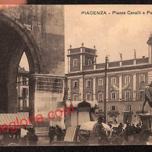 ah7447 - CARTOLINA D'EPOCA - Piacenza Città - Piazza Cavalli