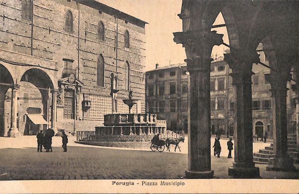 ab8831 - CARTOLINA  D'EPOCA - Perugia Città - Piazza Municipio