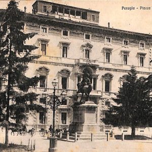 ab8851 - CARTOLINA  D'EPOCA - Perugia Città - Piazza V. E.  HOTEL PALACE