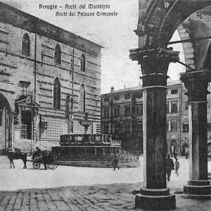 ab8862 - CARTOLINA  D'EPOCA - Perugia Città - Archi del Municipio