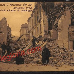 ag8406 - CARTOLINA D'EPOCA - Messina- Soldati del Genio all'opera di salvataggio
