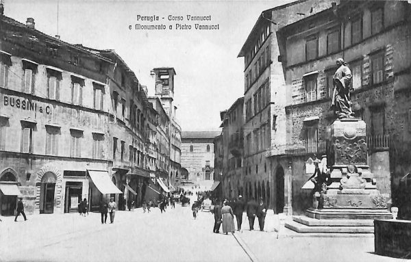 ab8879 - CARTOLINA  D'EPOCA - Perugia Città - Corso Vannucci