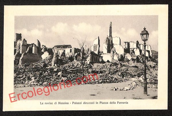 ag8409 - CARTOLINA D'EPOCA - Messina Città - Piazza della FErrovia