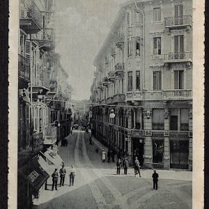 ae1806 - CARTOLINA  D'EPOCA - Biella Città - Via Umberto  1915