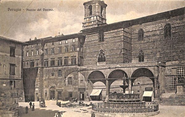 aa9812 - CARTOLINA  D'EPOCA - Perugia Città - Piazza del Duomo