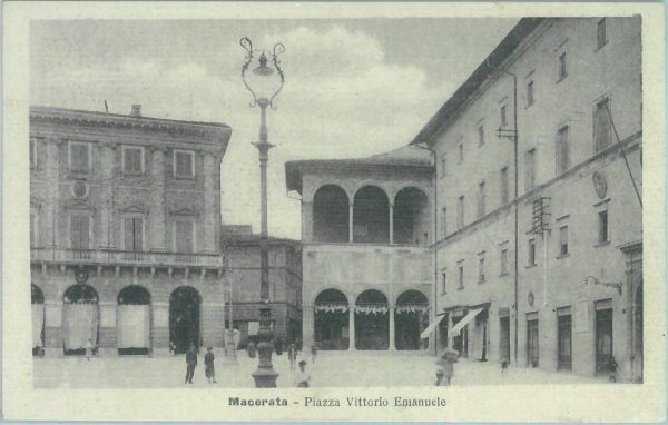 85521 - CARTOLINA d'Epoca: MACERATA città -  PIAZZA VITTORIO EMANUELE