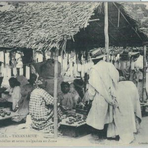 80167 -  MADAGASCAR -  Vintage Postcard -  TANANARIVE:  Zoma  Market