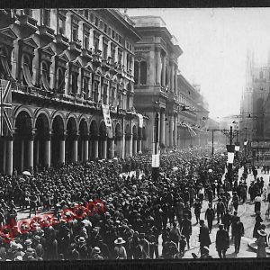 ag9124 - CARTOLINA D'EPOCA - Milano Città - Truppe Francesi a Piazza Duomo