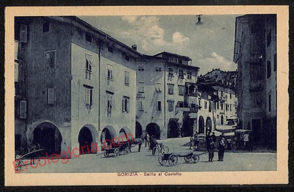 ag1742 - CARTOLINA D'EPOCA - Gorizia Città - Salita al Castello
