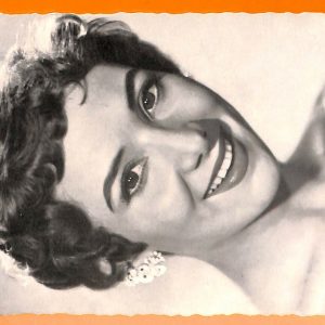 AA8678 -VINTAGE POSTCARD - CINEMA ACTRESS : TOPSY KUPPERS