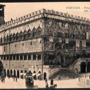 ab8829 - CARTOLINA  D'EPOCA - Perugia Città - Palazzo dei Priori ora Municipio