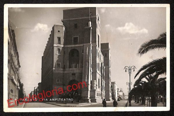 ai7300 - CARTOLINA D' EPOCA - Taranto Città - Via Anfiteatro