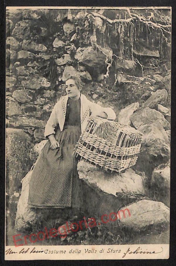ae5788 - CARTOLINA D'EPOCA - Cuneo Città - Costume della Valle di  Stura  1902
