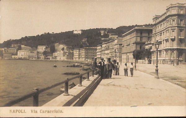 ab8065 - CARTOLINA  D'EPOCA - Napoli  Città - Via Caracciolo